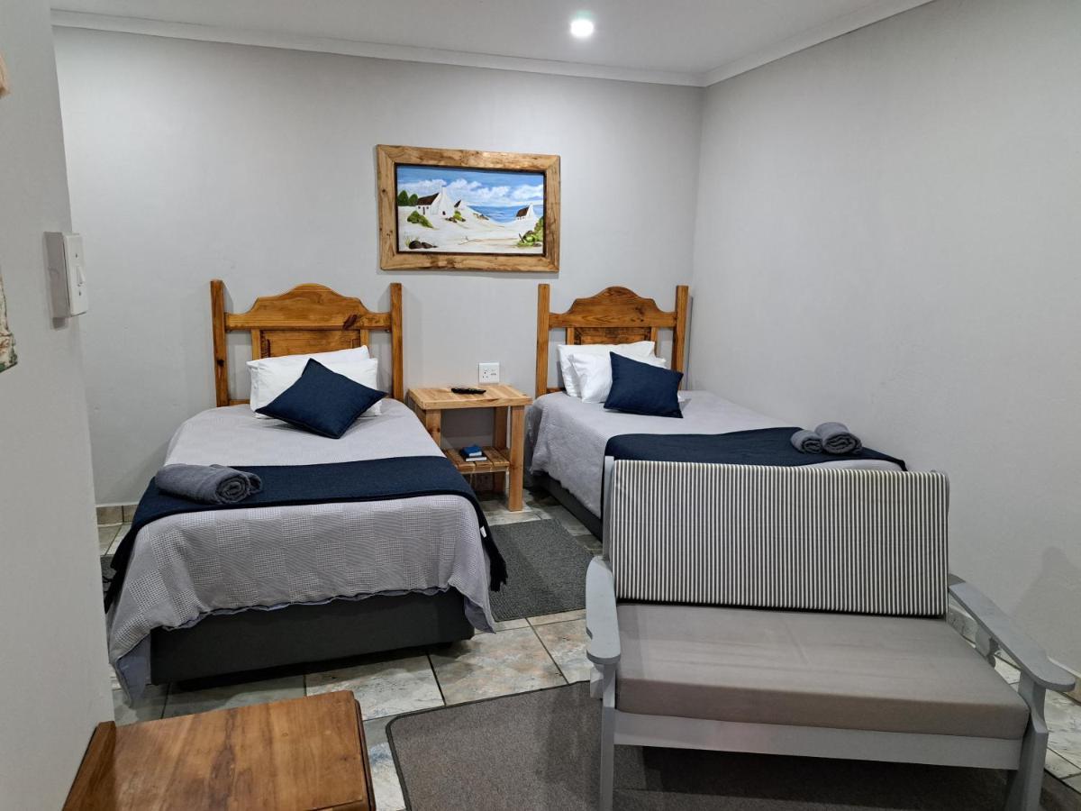 Villa Lin-Zane Vryburg ภายนอก รูปภาพ